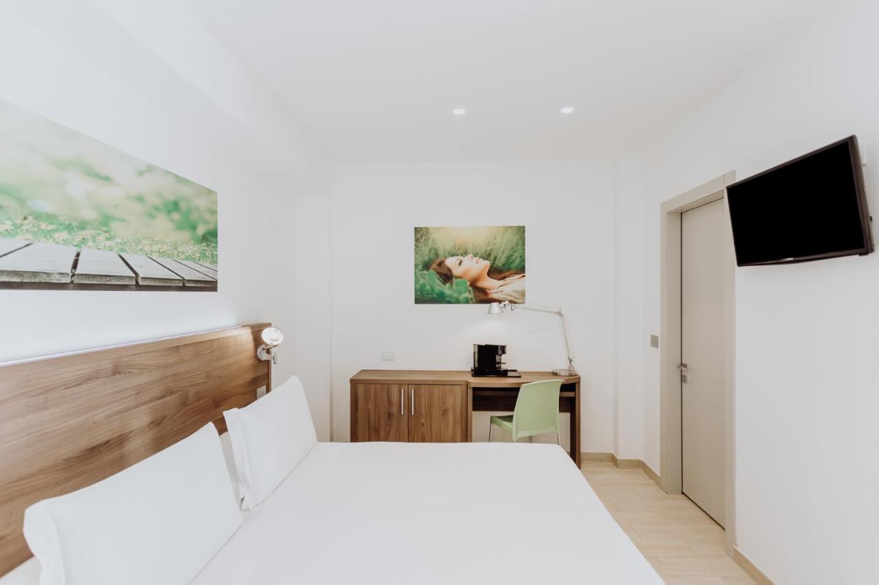 พรีวิเลจ อพาร์ตเมนต์ Aparthotel วิแมร์คาเต ภายนอก รูปภาพ